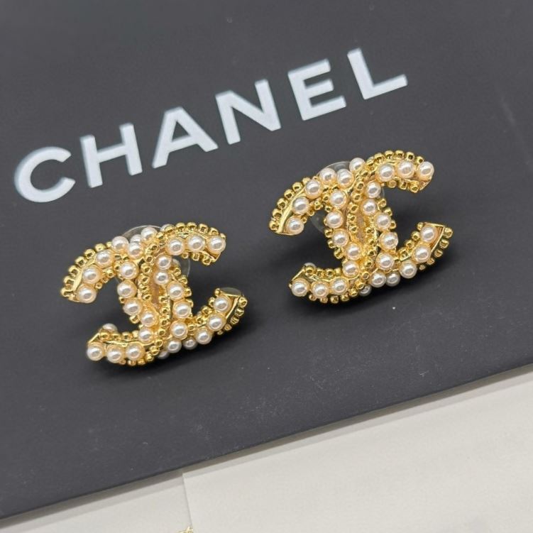 Ch**el earrings